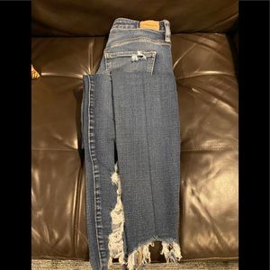 Size 4 American Eagle Super Super Stretch Jeans